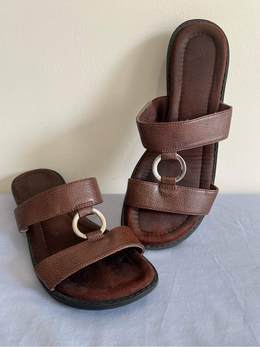 Bass Brown Double-Strap Slide Sandals with Silver Ring Accent - Size 6.5